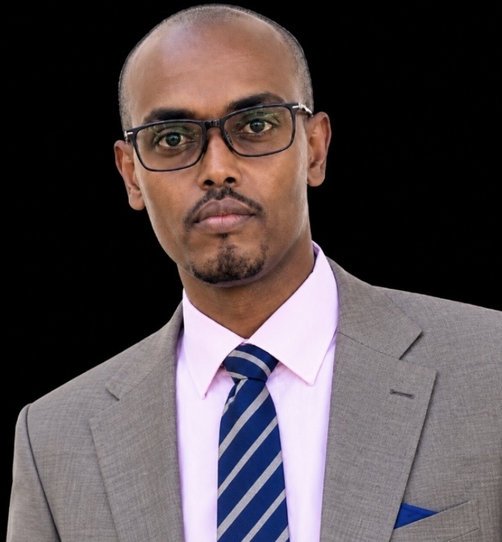 Maxaa Qabiilku Ina Dhigay, Maxaana Qaranku Ina Siinayaa?
